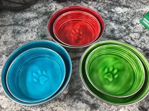 Jefferson feed pet food containers